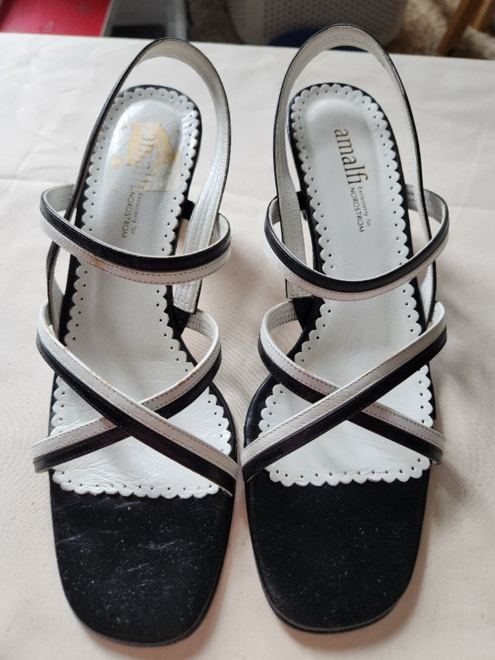 Amalfi for Nordstrom Black White Strappy Sandals Womens 7